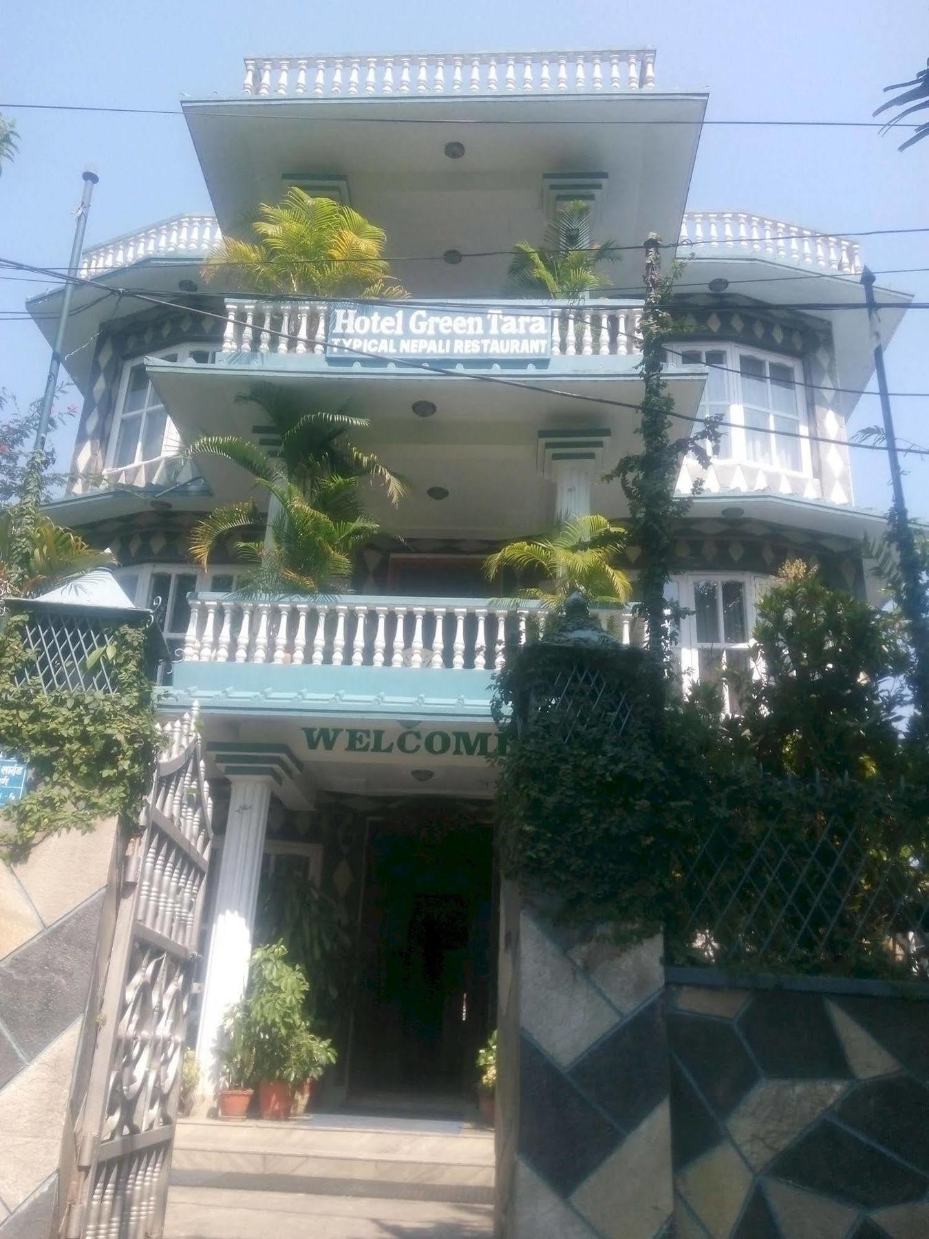 Green Tara Hotel بوكْرا المظهر الخارجي الصورة